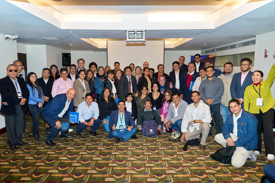 Researchers and specialists from Europe and Latin America shared experiences on topics such as the challenges of political and electoral process coverage.